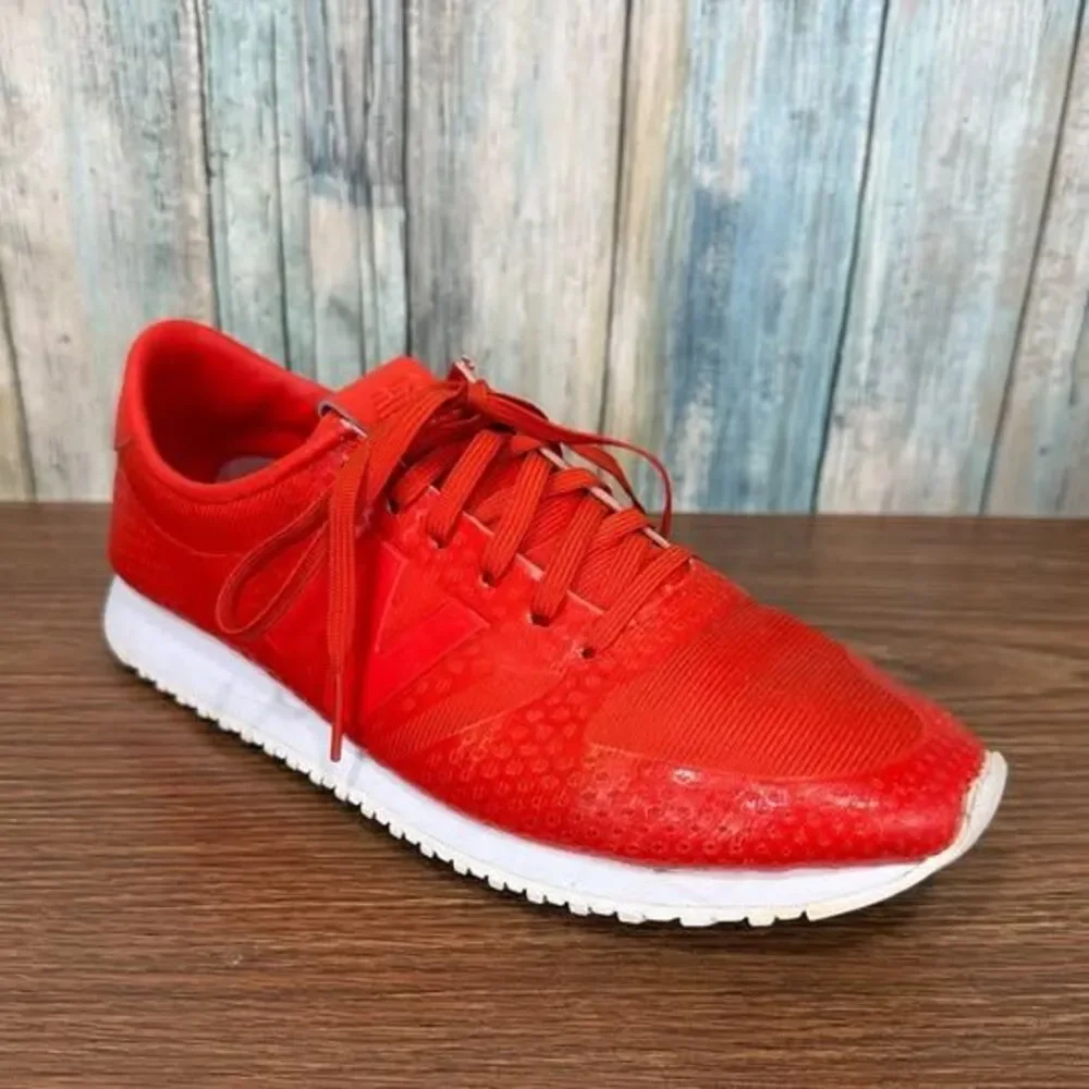 New Balance 420 Re-Engineered Red Sneakers WL420DFH Womens Size 7.5 WL420DFH